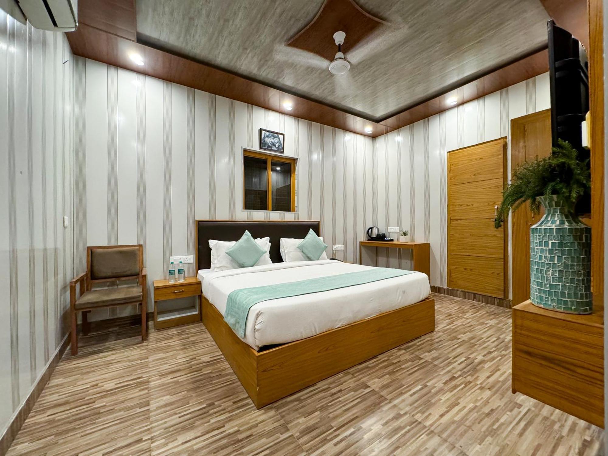 The White Oak Corbett Spa & Resort Rāmnagar Exterior photo