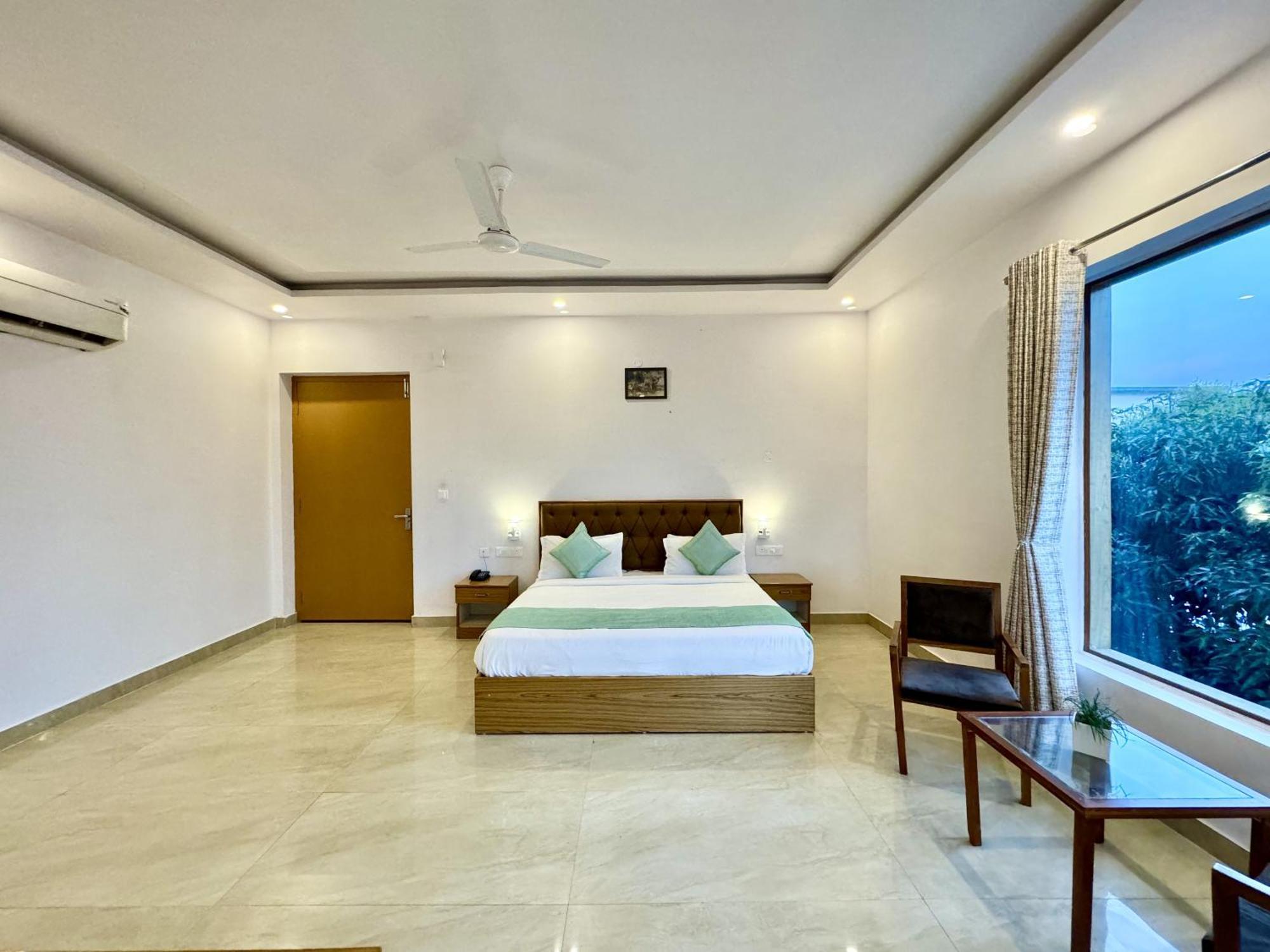 The White Oak Corbett Spa & Resort Rāmnagar Exterior photo
